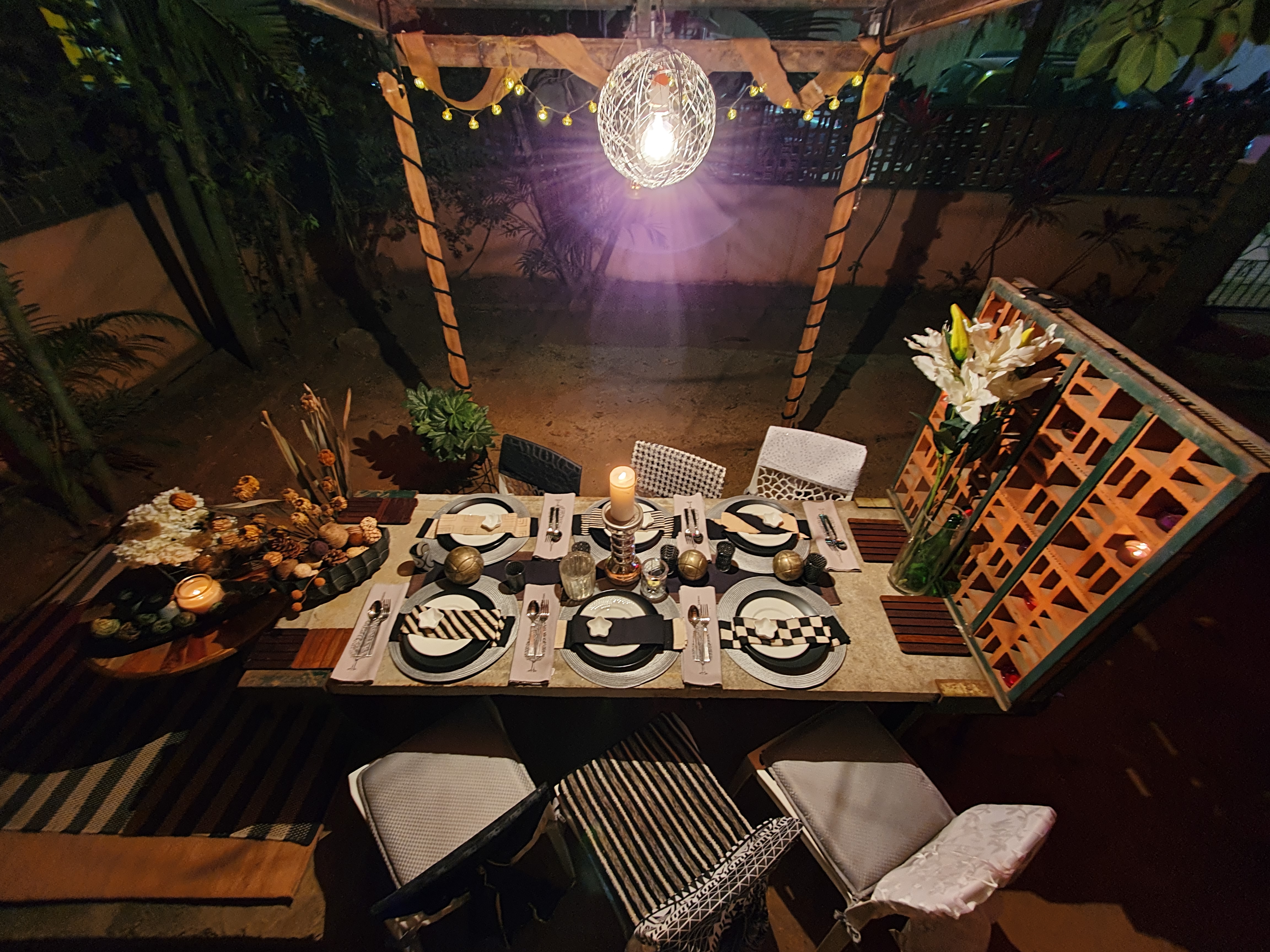 Alfresco tablescape and vignette