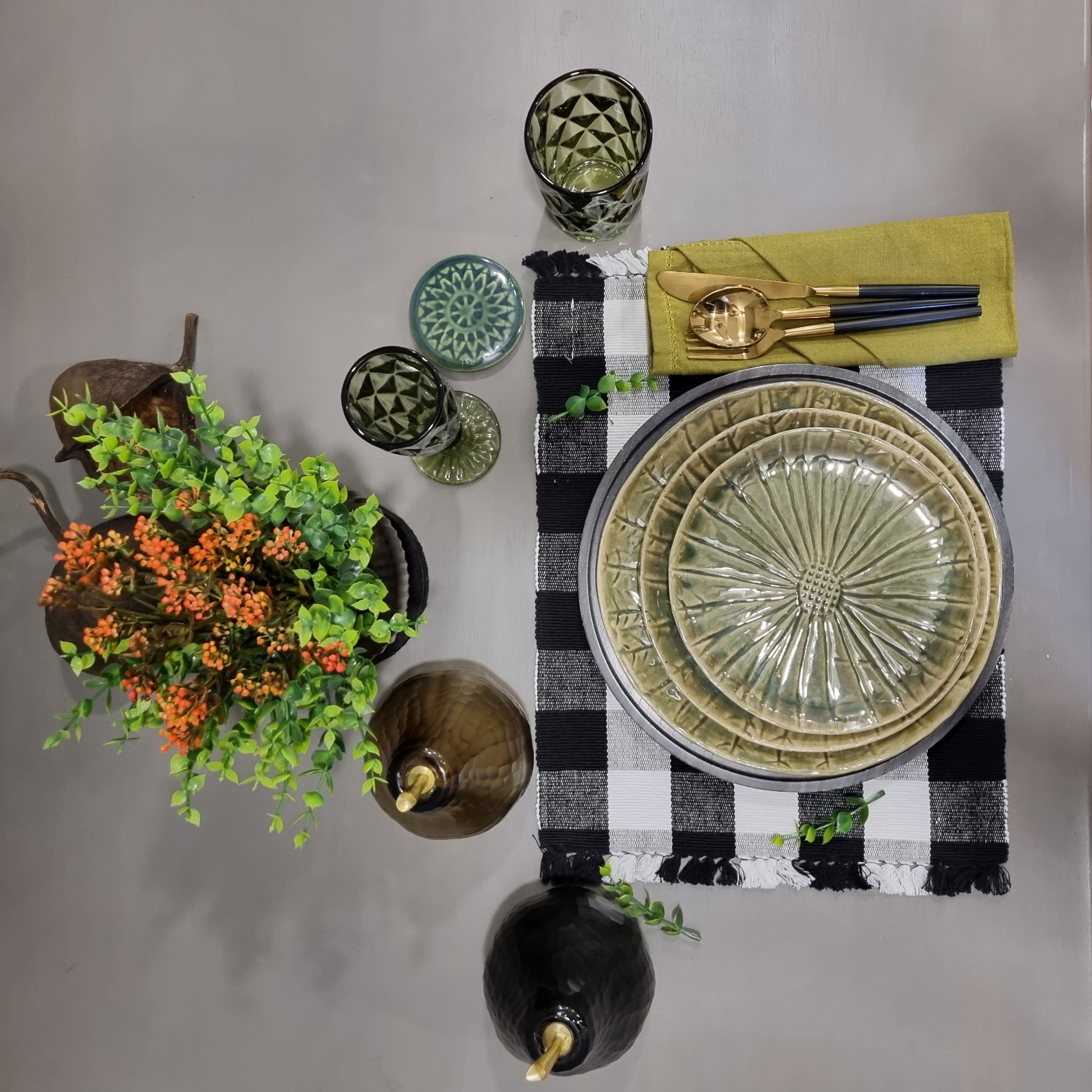 Green tablescape